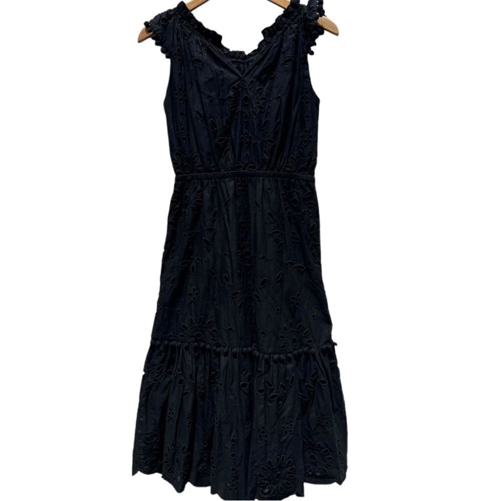 ✨ Eyelet midi dress✨ - Picture 3 of 6